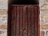 Un candado chiquito para una puerta bien grande