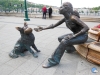 El perro y la niña